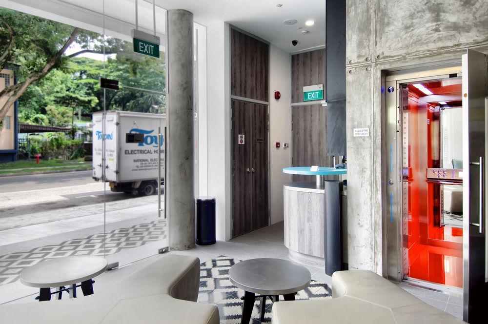 Thad's Boutique Asrama Singapura